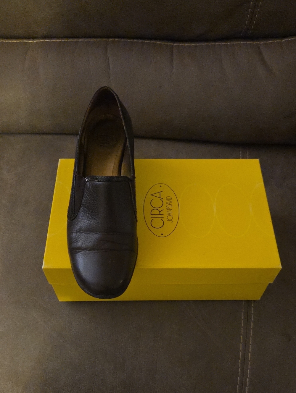 Circa Joan & David Men's Brown Leather Slip-On Loafer